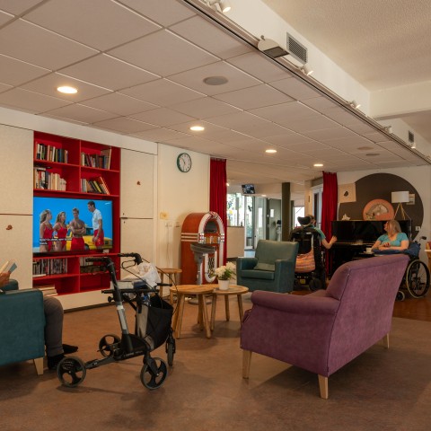 bewoner in haar kamer