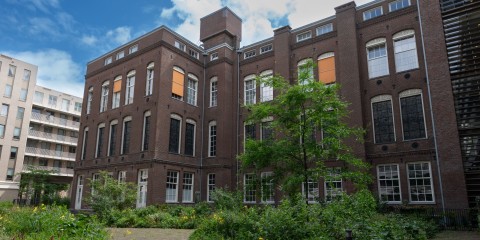 zijaanzicht gebouw de nieuwe Sint Jacob